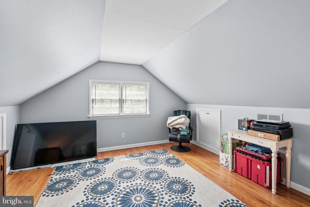 9711 MAGLEDT RD, Parkville, MD 21234