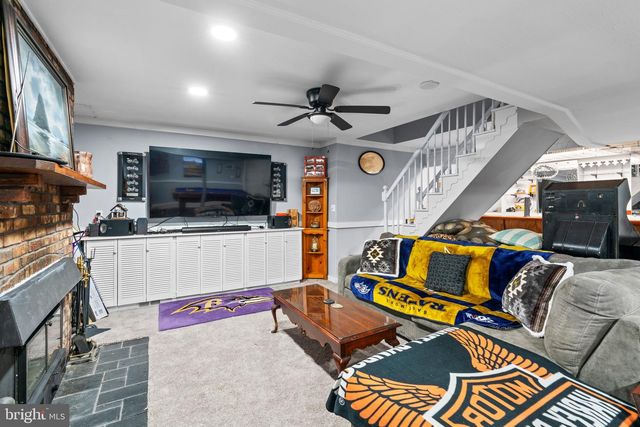 9711 MAGLEDT RD, Parkville, MD 21234