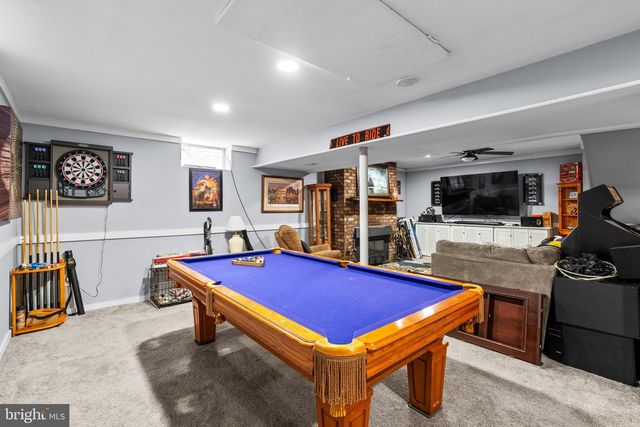 9711 MAGLEDT RD, Parkville, MD 21234