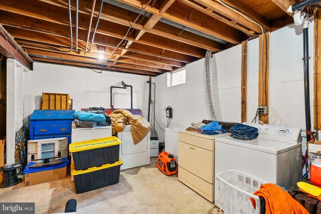9711 MAGLEDT RD, Parkville, MD 21234