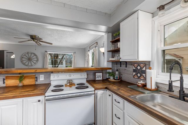 308 W 21st Street, Holland, MI 49423