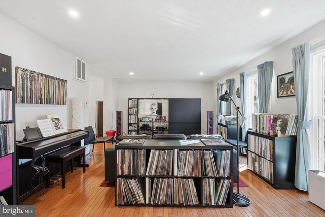 3 SCOTTVIEW CT, Potomac, MD 20854