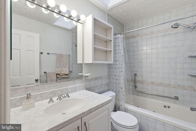 3 SCOTTVIEW CT, Potomac, MD 20854