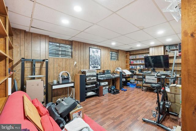 3 SCOTTVIEW CT, Potomac, MD 20854