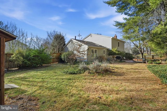 3 SCOTTVIEW CT, Potomac, MD 20854