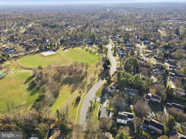 3 SCOTTVIEW CT, Potomac, MD 20854