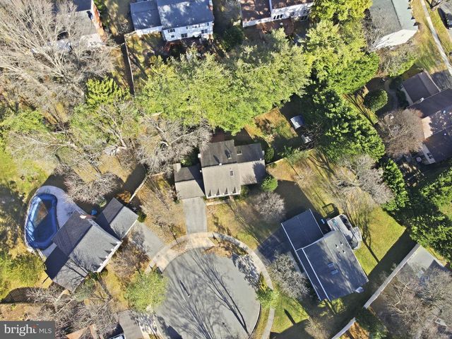 3 SCOTTVIEW CT, Potomac, MD 20854