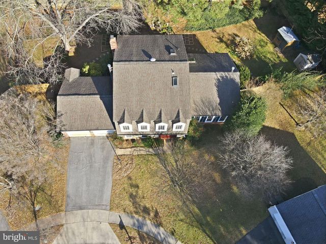 3 SCOTTVIEW CT, Potomac, MD 20854