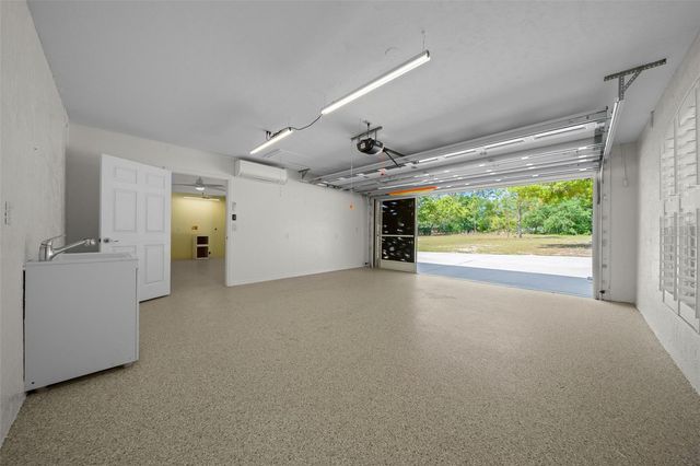 8590 SE 159TH LANE, Summerfield, FL 34491