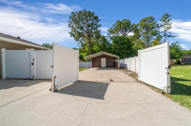 8590 SE 159TH LANE, Summerfield, FL 34491
