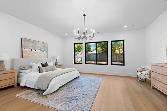 5564 Fetz Ln, Fair Oaks, CA 95628