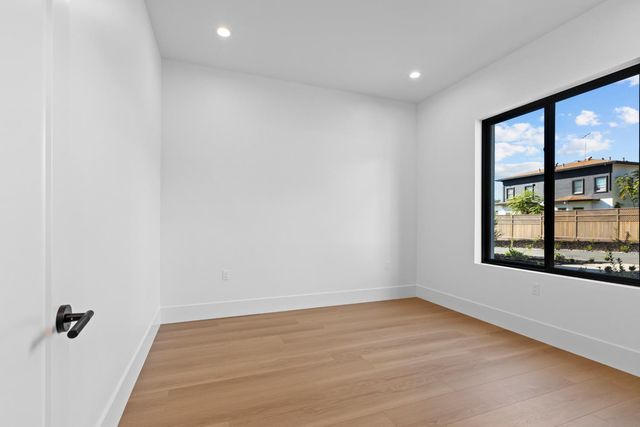 5564 Fetz Ln, Fair Oaks, CA 95628