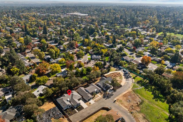 5564 Fetz Ln, Fair Oaks, CA 95628