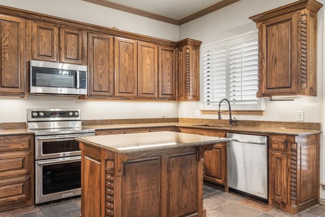 6210 Deer Run Road, Sanger, TX 76266