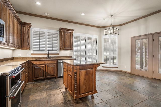 6210 Deer Run Road, Sanger, TX 76266