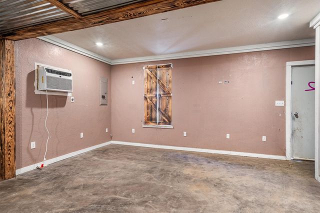 6210 Deer Run Road, Sanger, TX 76266