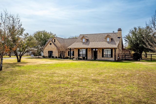 6210 Deer Run Road, Sanger, TX 76266