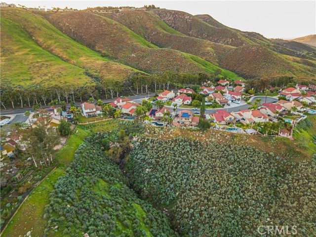 17102 Whispering Brook, Riverside, CA 92503