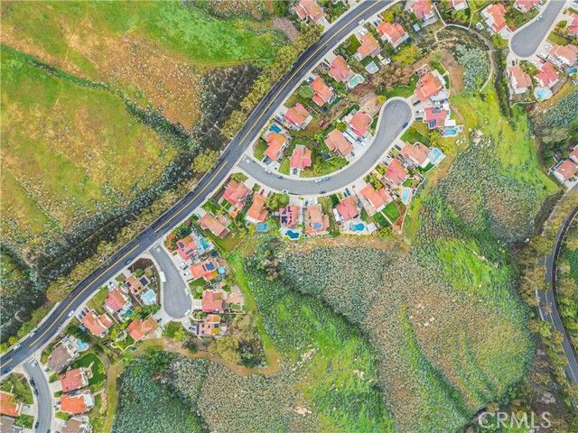 17102 Whispering Brook, Riverside, CA 92503