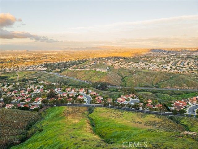 17102 Whispering Brook, Riverside, CA 92503