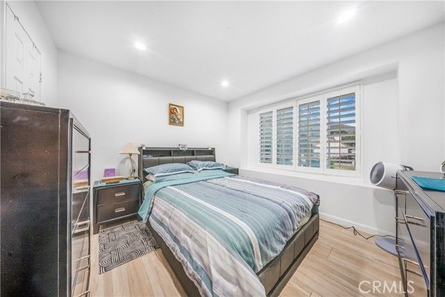 17102 Whispering Brook, Riverside, CA 92503