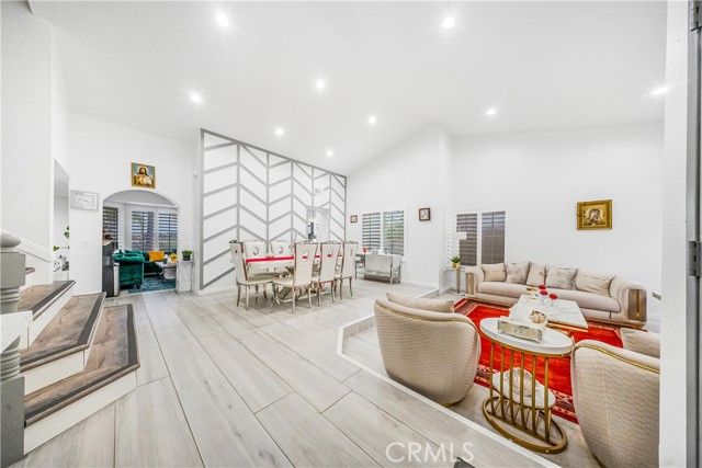 17102 Whispering Brook, Riverside, CA 92503