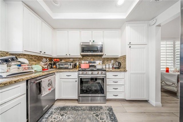 17102 Whispering Brook, Riverside, CA 92503