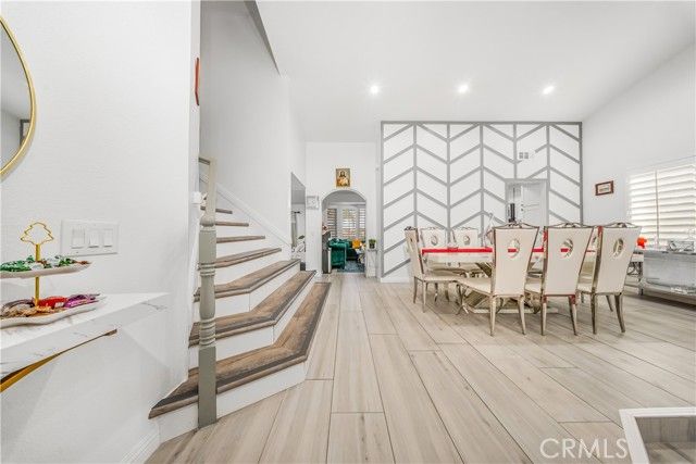 17102 Whispering Brook, Riverside, CA 92503