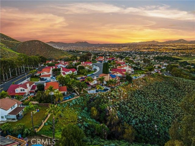 17102 Whispering Brook, Riverside, CA 92503