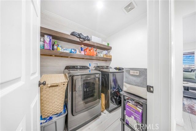 17102 Whispering Brook, Riverside, CA 92503