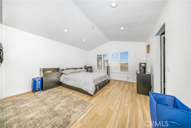 17102 Whispering Brook, Riverside, CA 92503