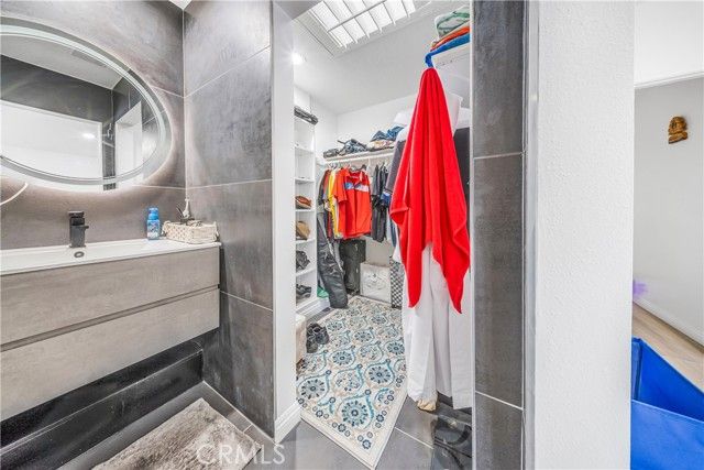 17102 Whispering Brook, Riverside, CA 92503