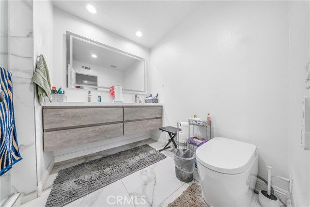 17102 Whispering Brook, Riverside, CA 92503