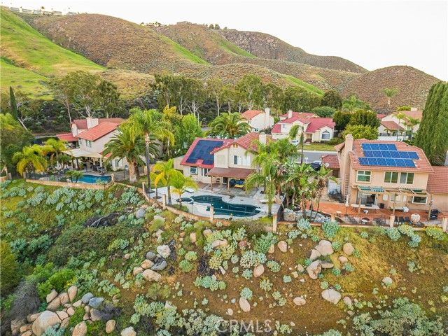 17102 Whispering Brook, Riverside, CA 92503