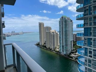 300 S Biscayne Boulevard T-2804, Miami, FL 33131