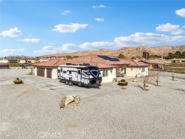 22427 Huasna, Apple Valley, CA 92307