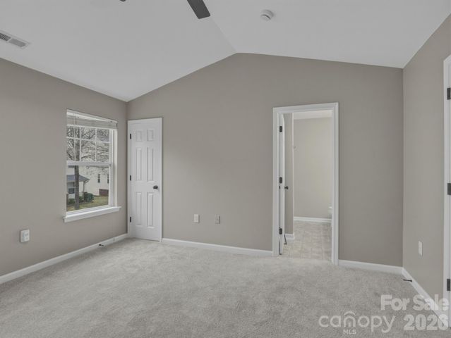 418 Doughton Lane, Charlotte, NC 28217