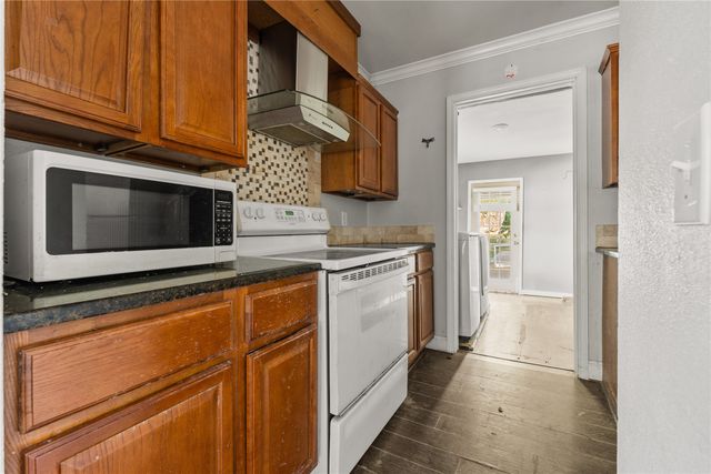 1820 Live Oak Avenue, Waco, TX 76708