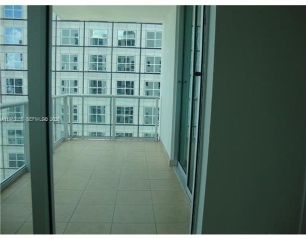300 S BISCAYNE 2611, Miami, FL 33131