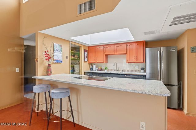 1200 E River Rd Apt G87, Tucson, AZ 85718