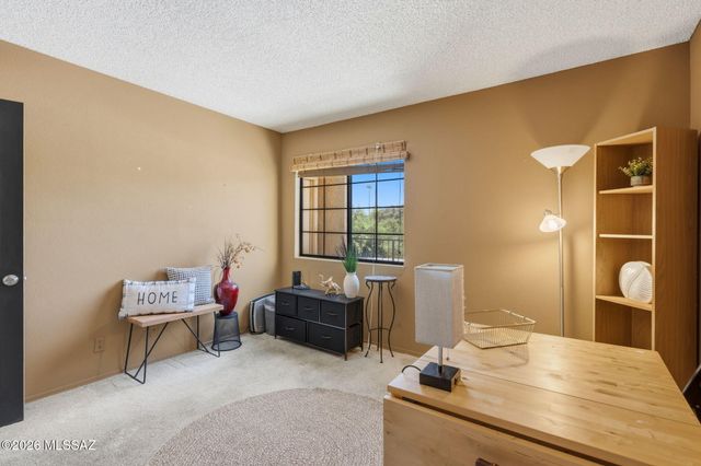 1200 E River Rd Apt G87, Tucson, AZ 85718