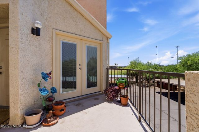 1200 E River Rd Apt G87, Tucson, AZ 85718