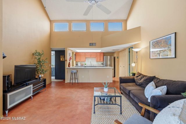 1200 E River Rd Apt G87, Tucson, AZ 85718