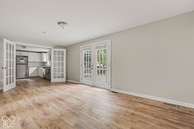 326 Greenlee Drive, Indianapolis, IN 46234