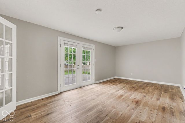 326 Greenlee Drive, Indianapolis, IN 46234