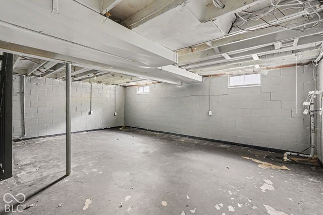 326 Greenlee Drive, Indianapolis, IN 46234