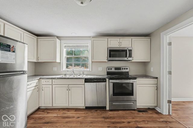 326 Greenlee Drive, Indianapolis, IN 46234