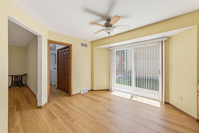 6912 N Tichigan ROAD, Waterford, WI 53185