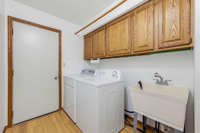 6912 N Tichigan ROAD, Waterford, WI 53185