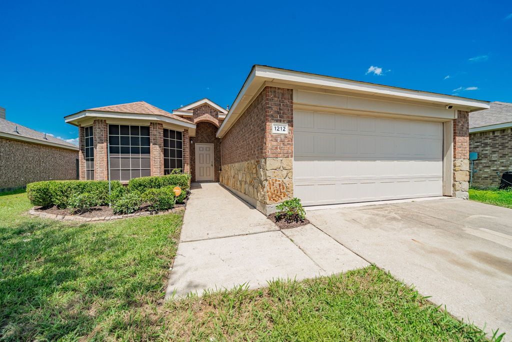 1212 Bent Tree Road, Royse City, TX 75189